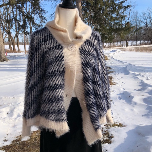 EUC Sweater - Picture 5 of 8